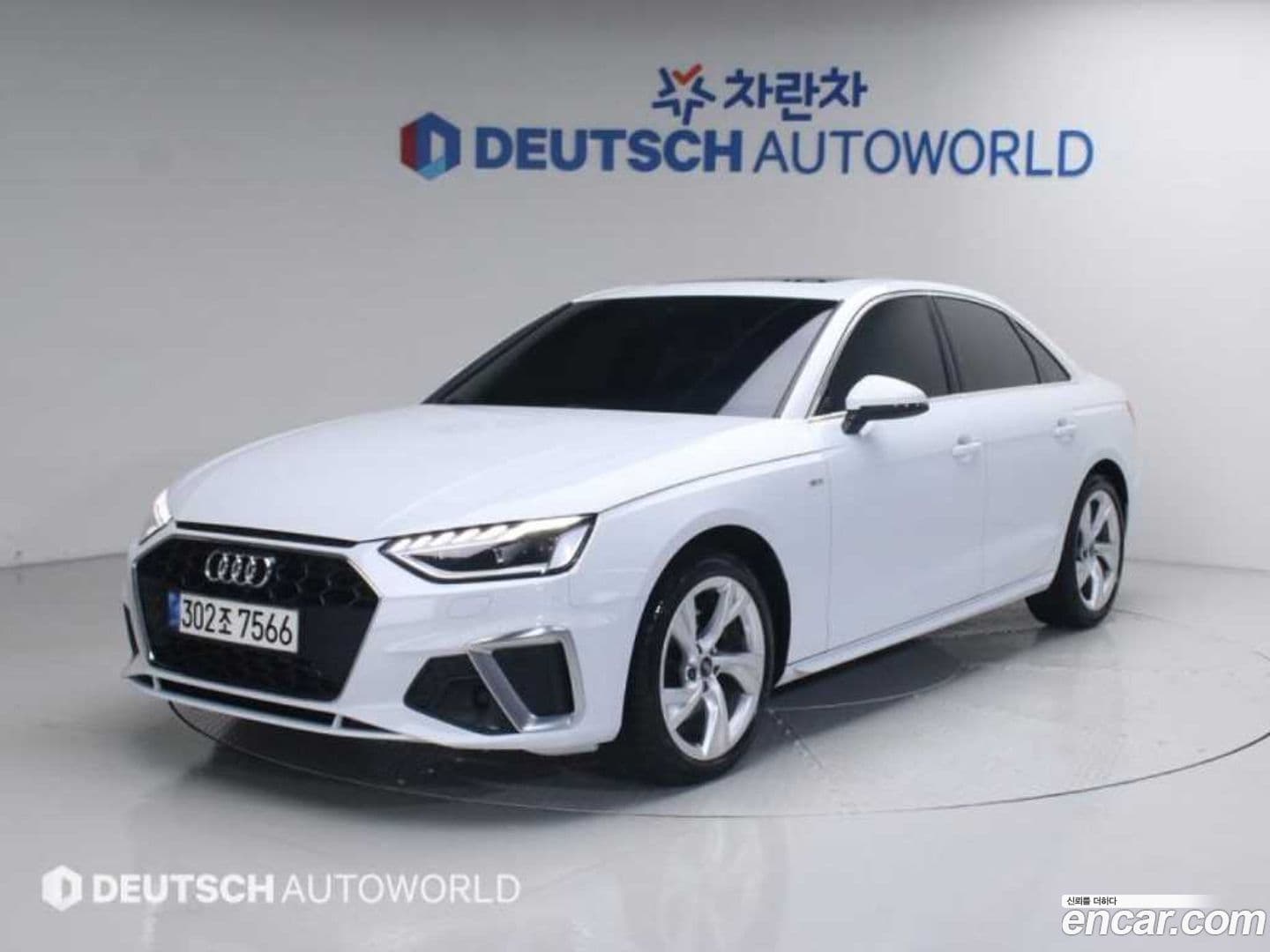 Main__Slider__Photo:A4 Audi 2021.9-0