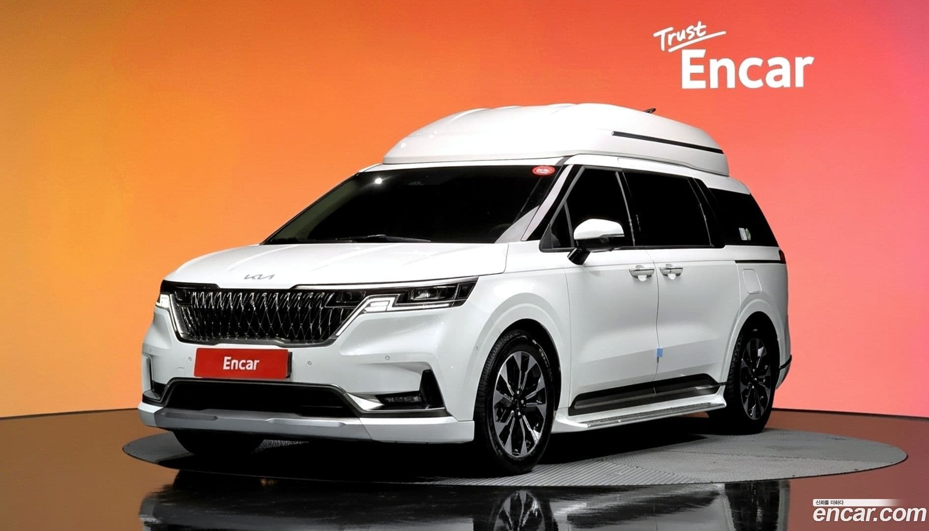 Main__Slider__Photo:Canival Kia 2022.6-0
