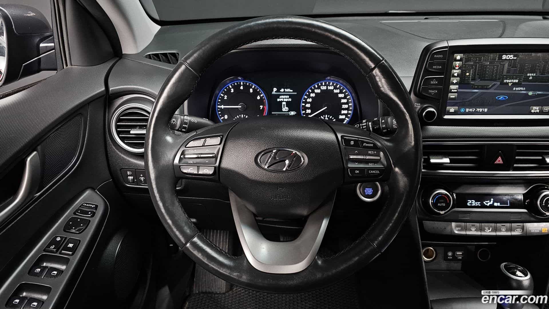 Kona Hyundai 2018.6-OPTION-017