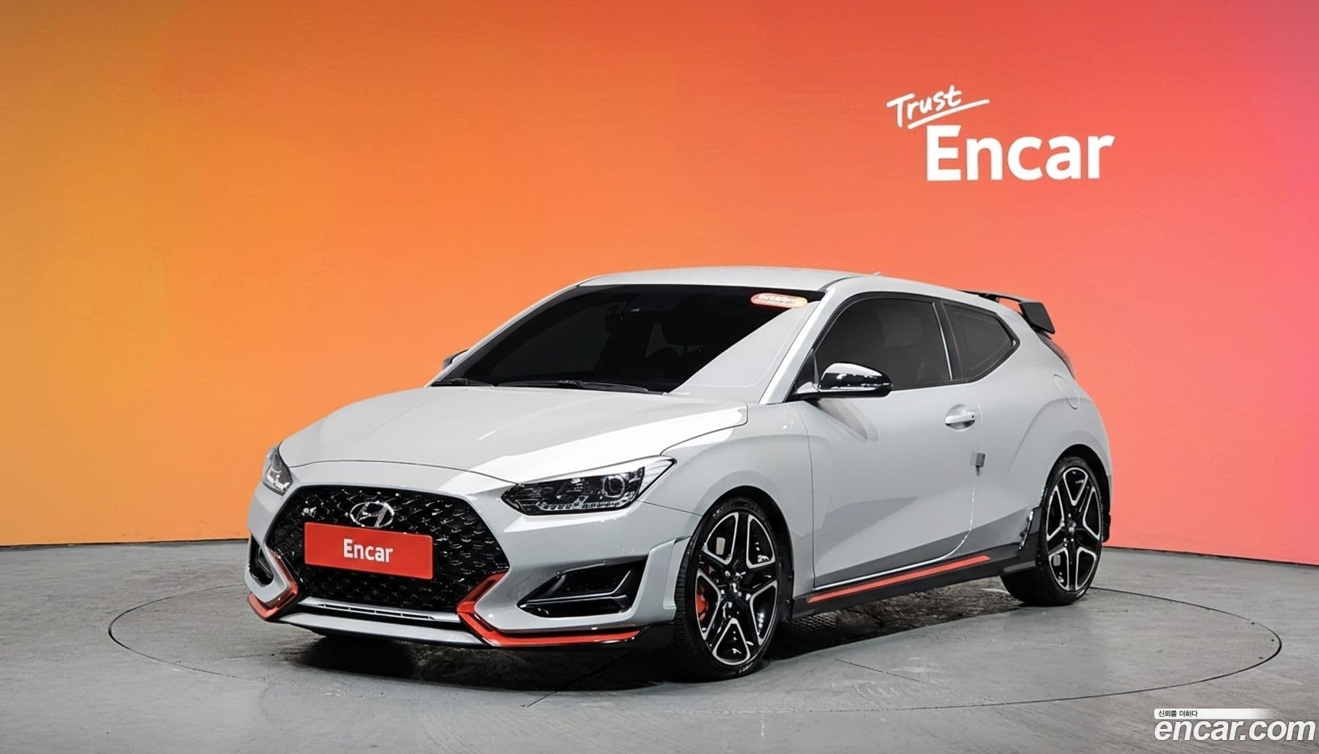Main__Slider__Photo:Veloster Hyundai 2021.2-0