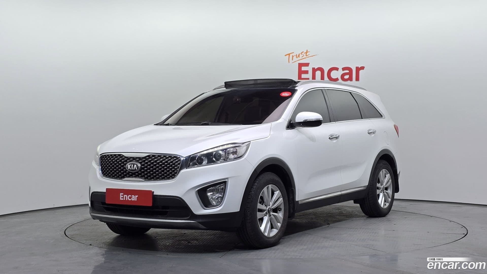 Main__Slider__Photo:Sorento Kia 2014.8-0
