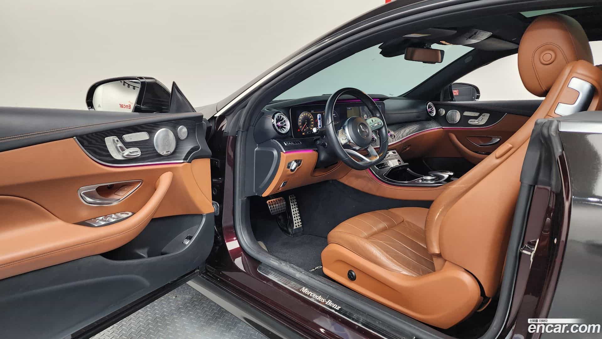 E-Class Mercedes-Benz 2019.0-INNER-010