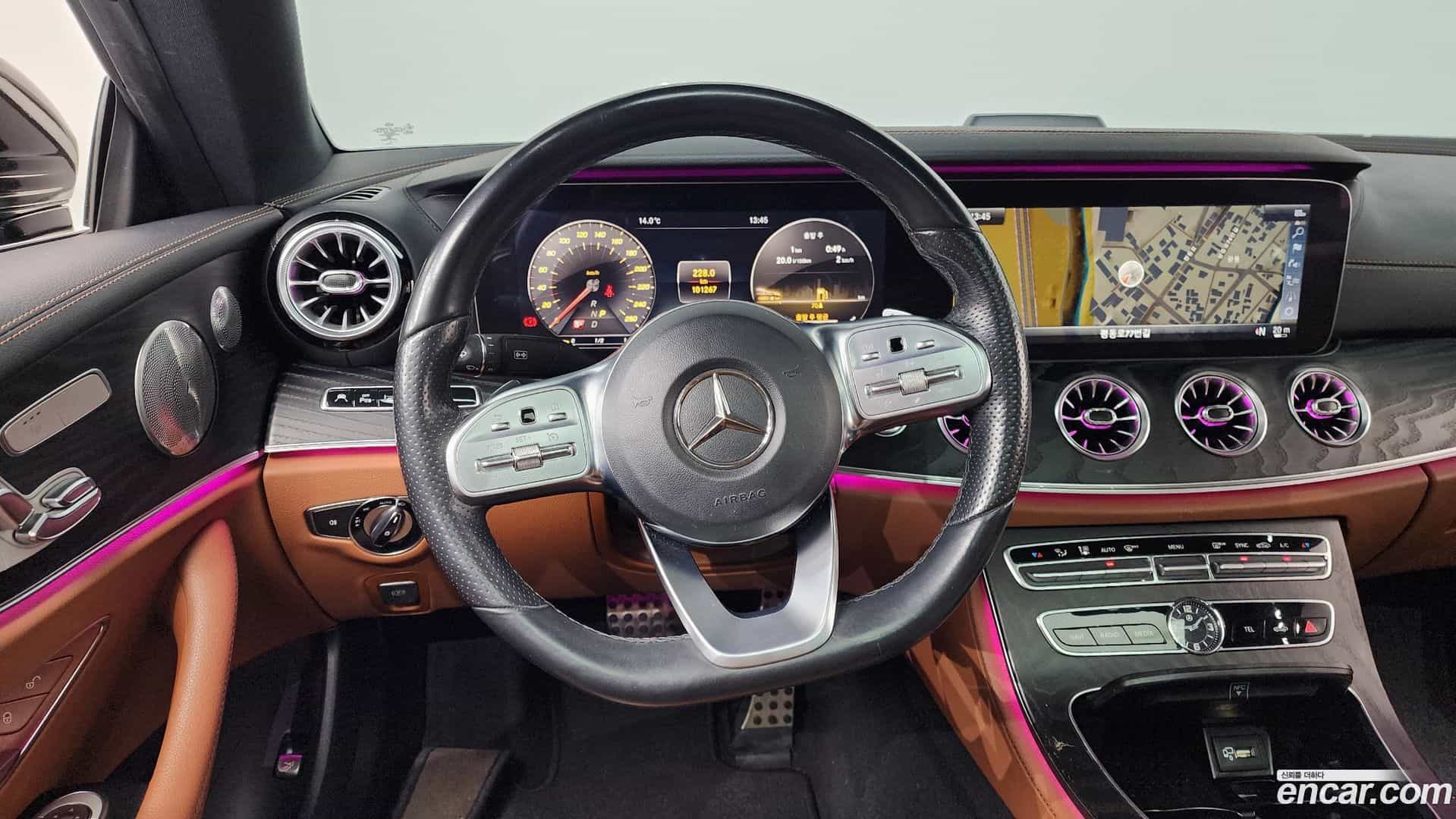 E-Class Mercedes-Benz 2019.0-OPTION-017