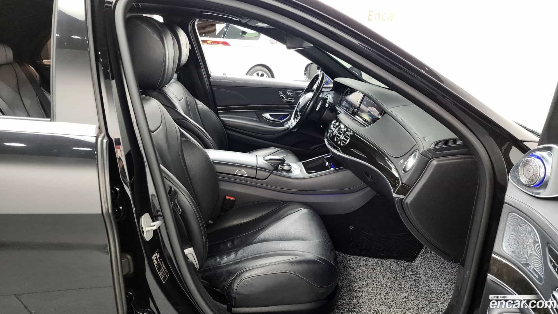 S-Class Mercedes-Benz 2015.0-OPTION-015