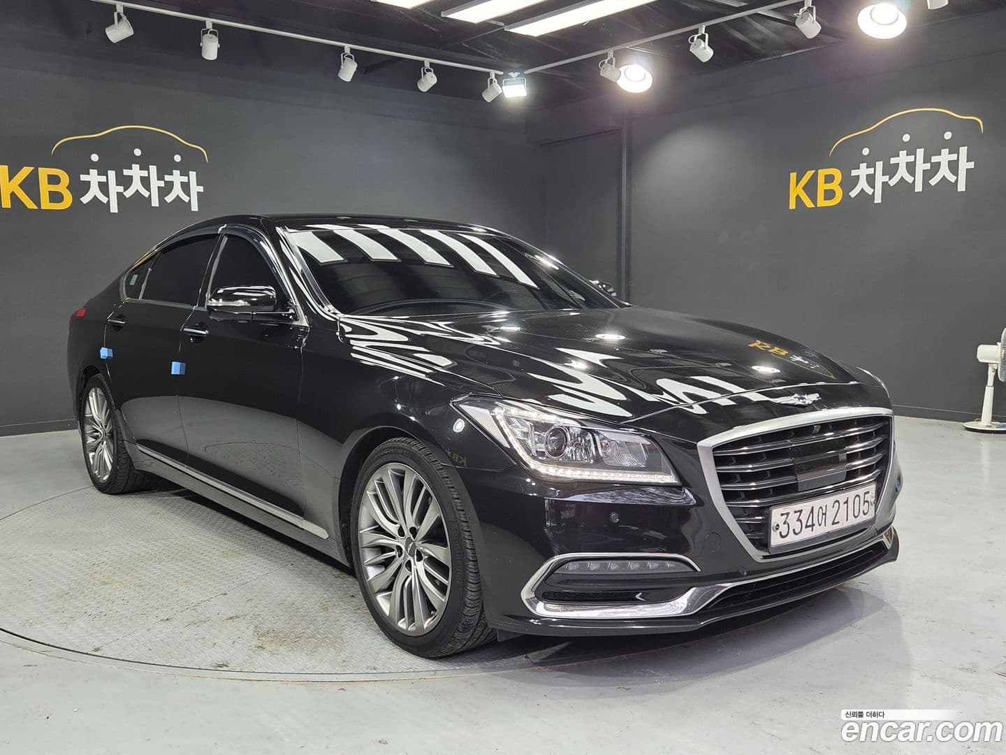 Main__Slider__Photo:G80 Genesis 2018.1-0
