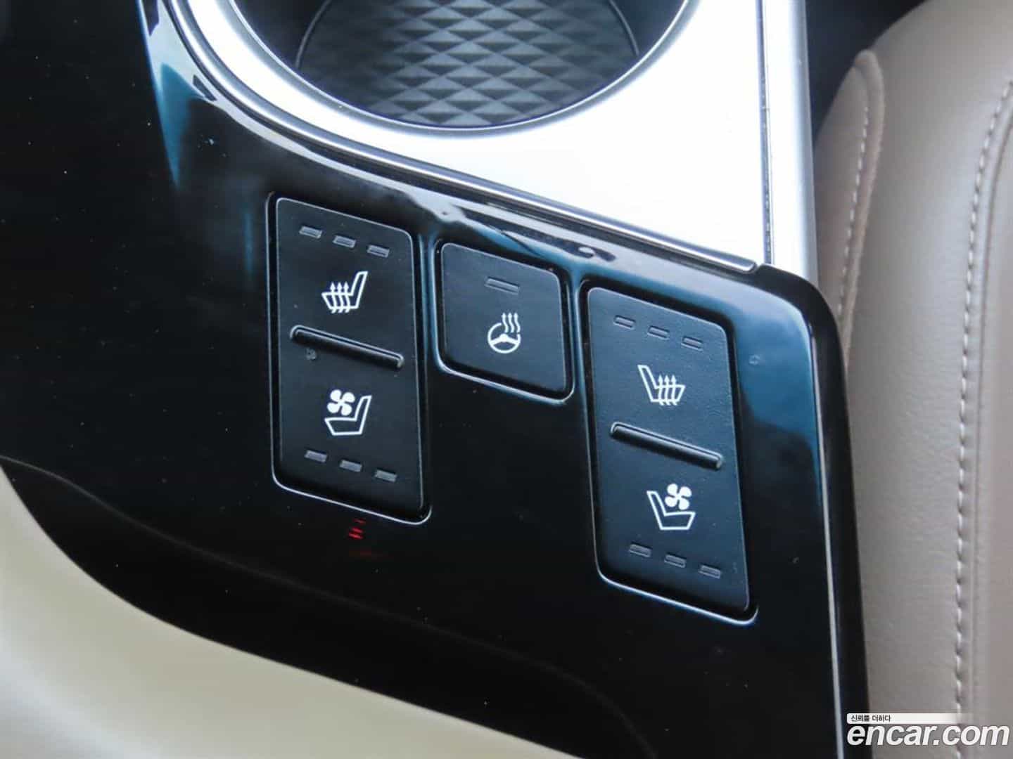 K8 Kia 2022.2-INNER-010