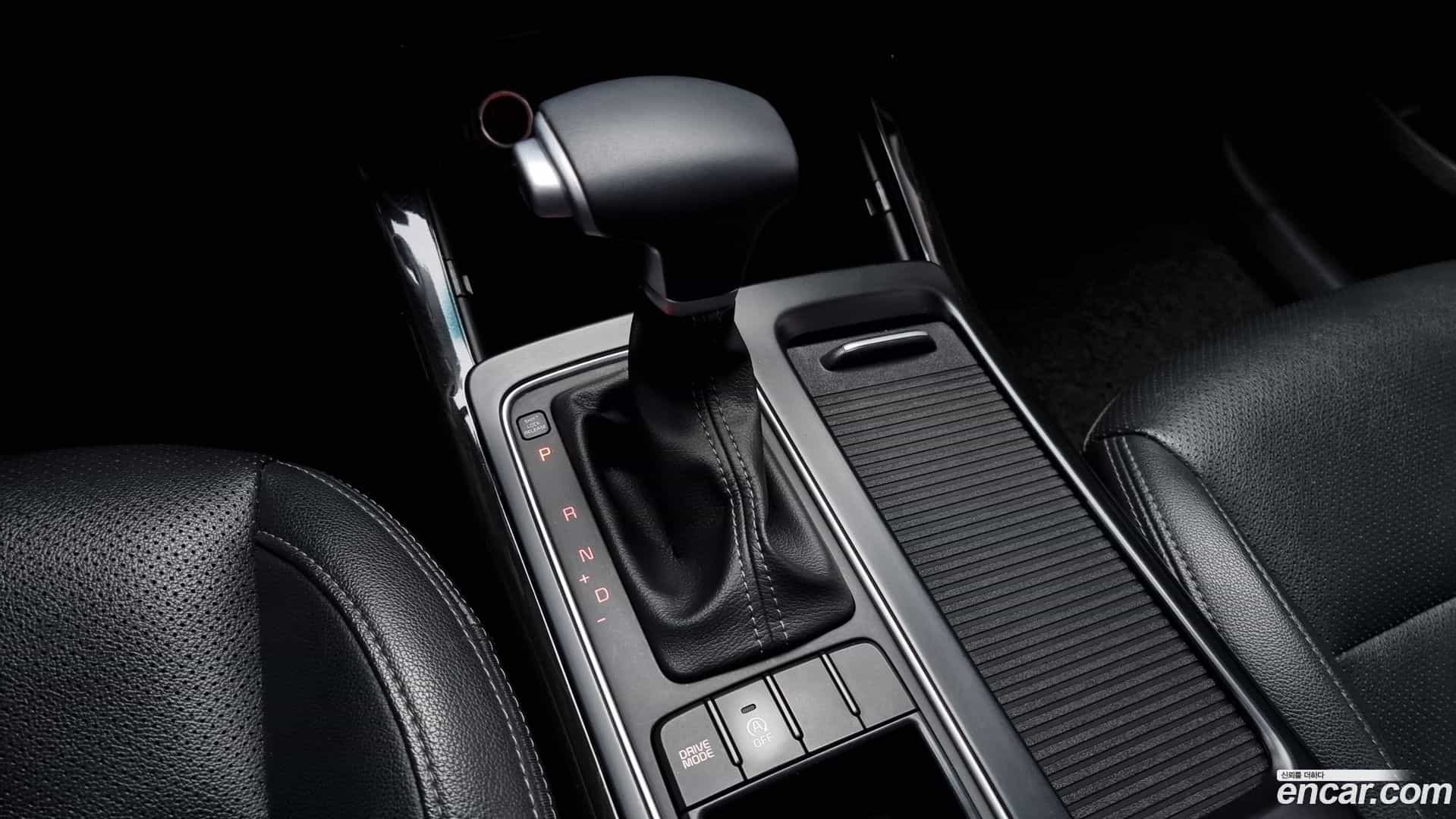 Sorento Kia 2018.1-INNER-009