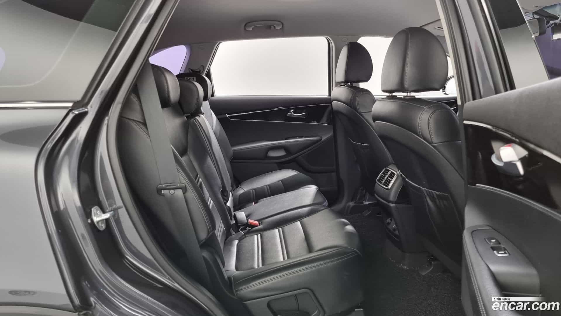 Sorento Kia 2018.1-OPTION-016