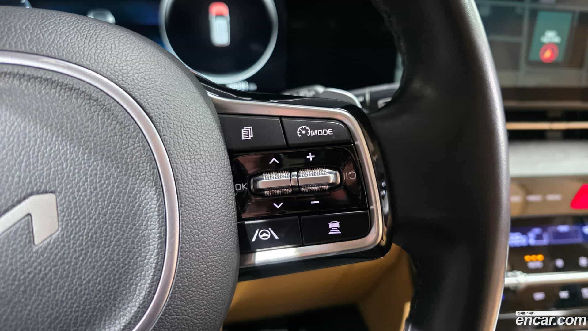 Canival Kia 2023.6-OPTION-022