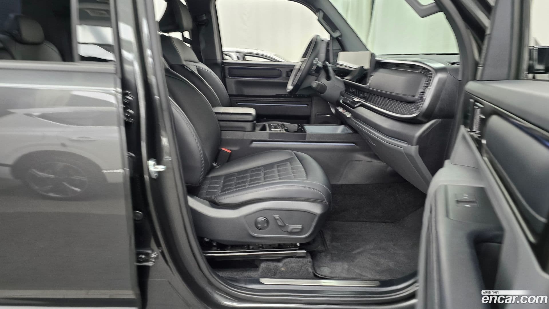 Main__Slider__Photo:Tasman Kia 2025.2-10