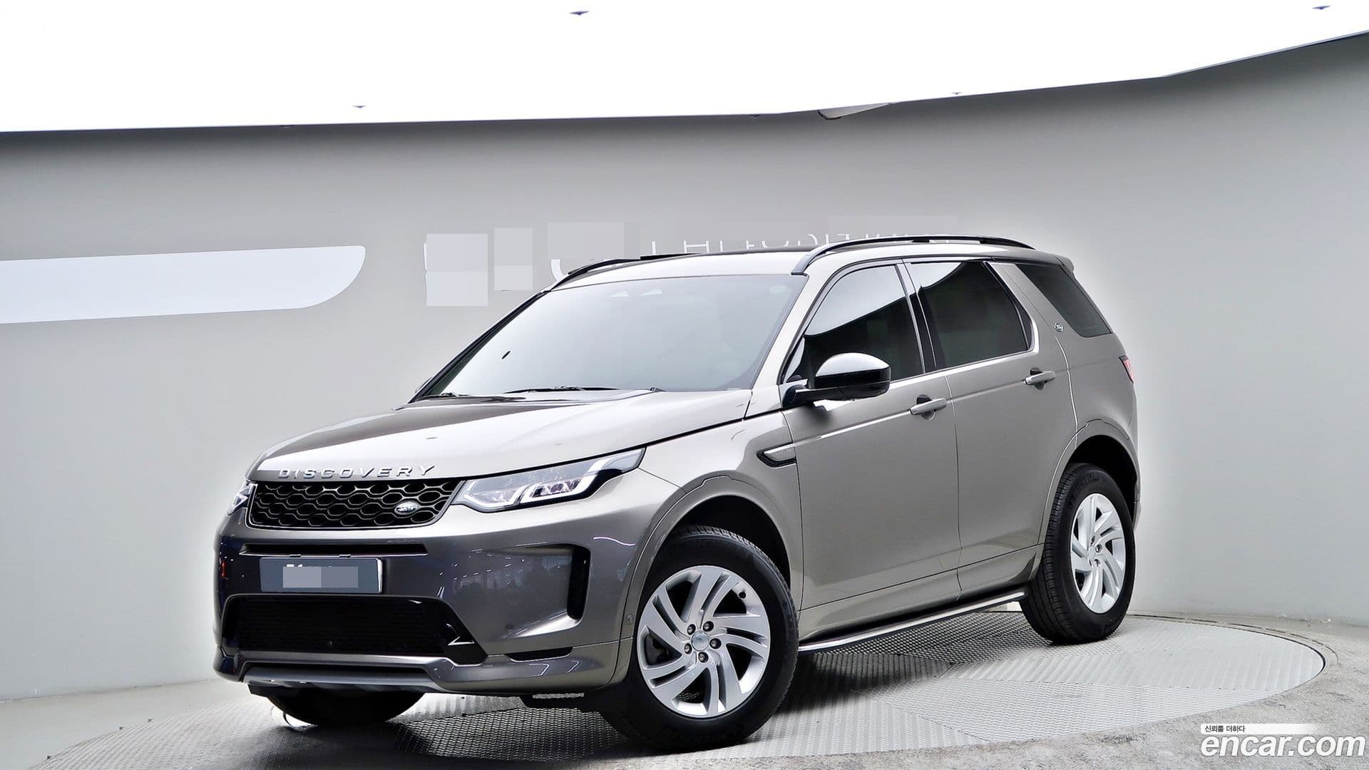 Main__Slider__Photo:Discovery Sport Land Rover 2025.2-0