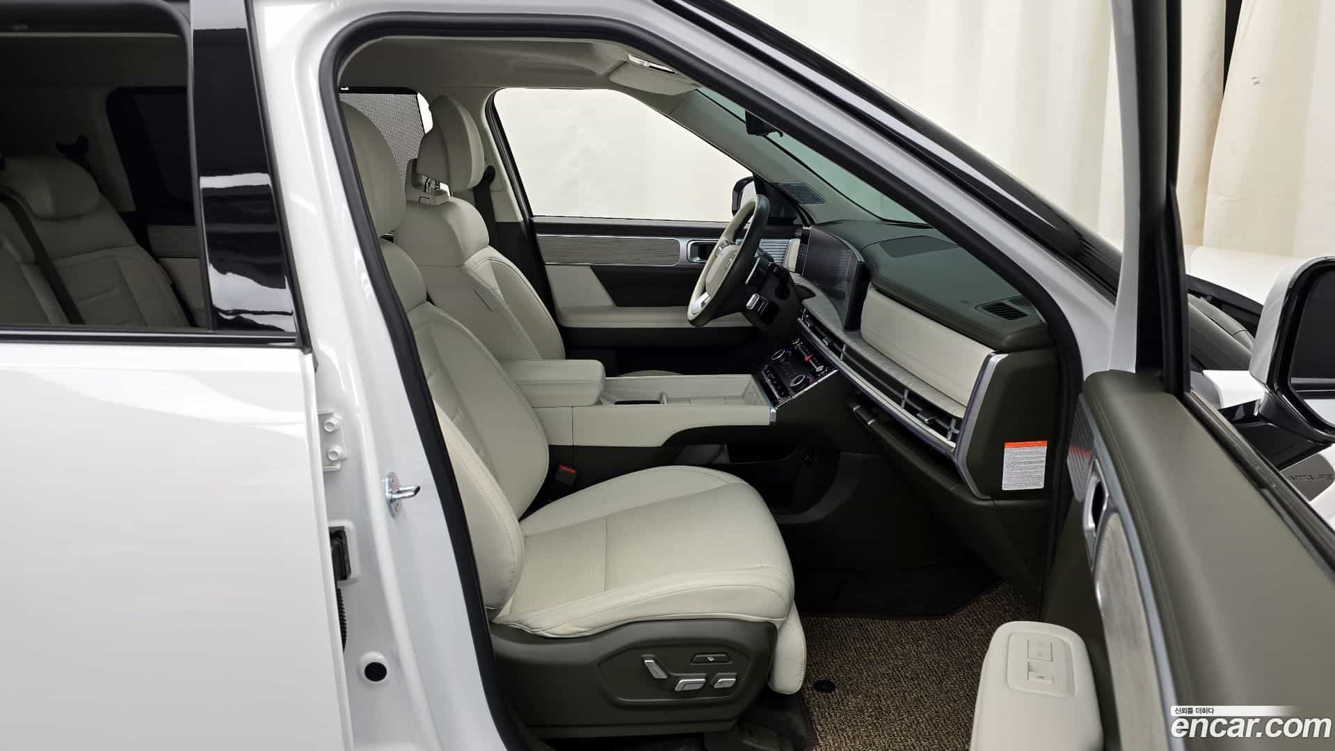 Santafe Hyundai 2024.1-OPTION-015