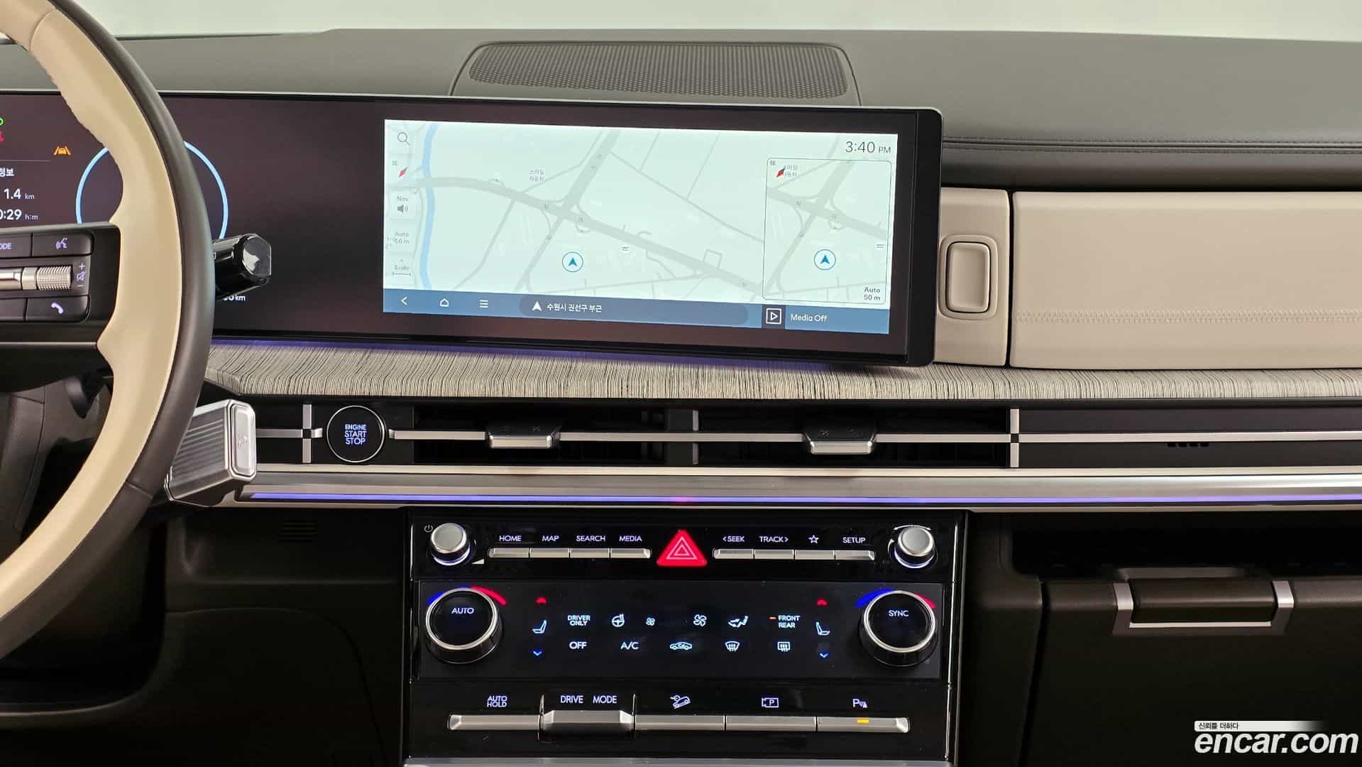 Santafe Hyundai 2024.1-OPTION-018