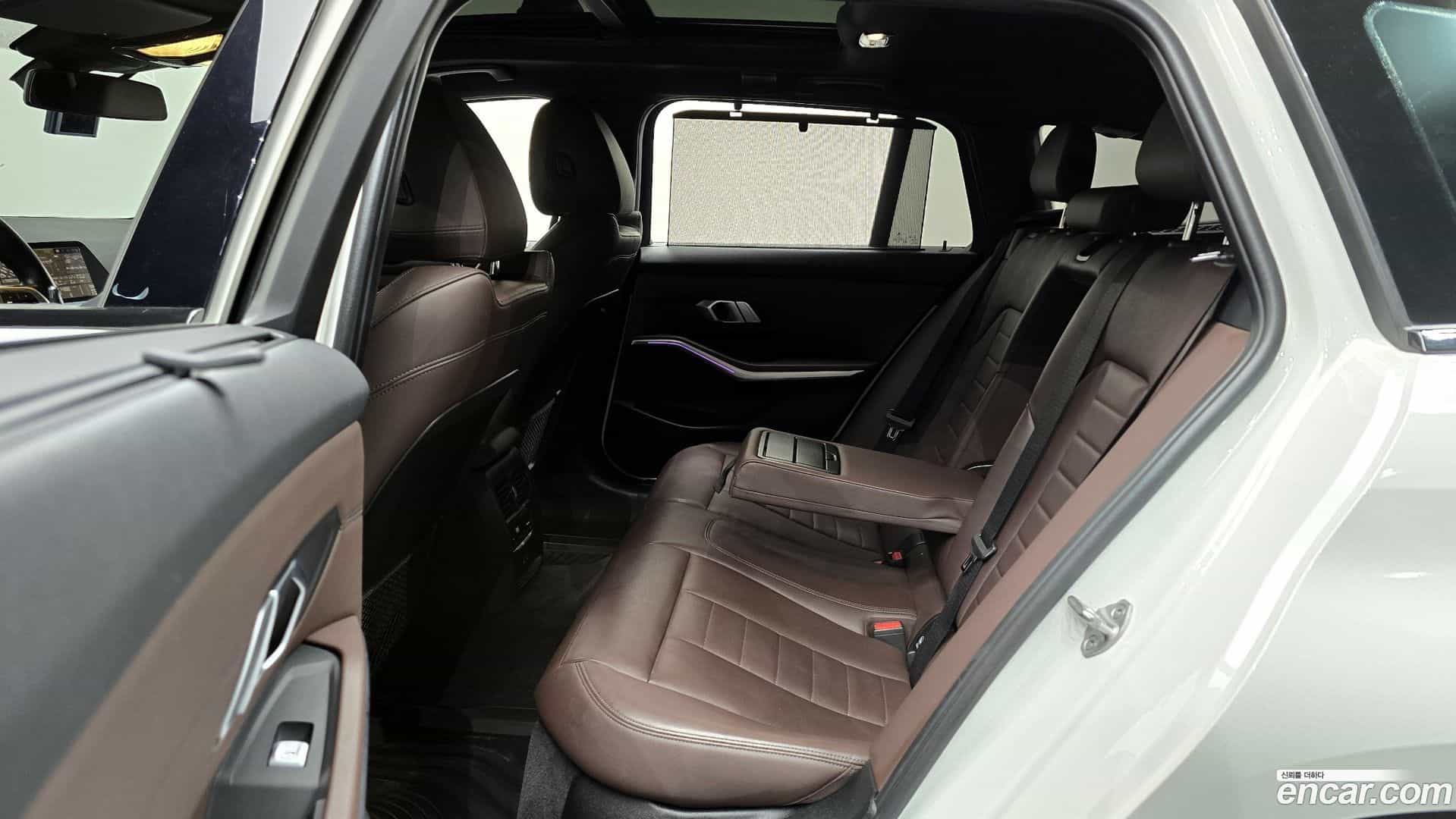 3-Series BMW 2022.3-OPTION-016