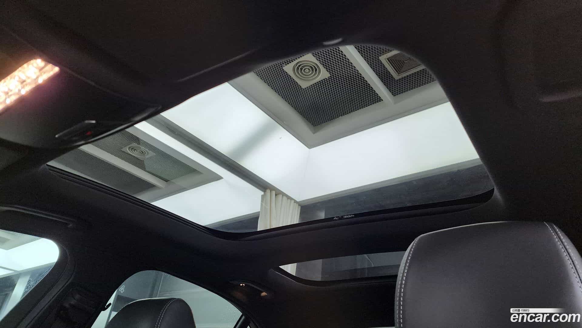 E-Class Mercedes-Benz 2021.2-OPTION-022
