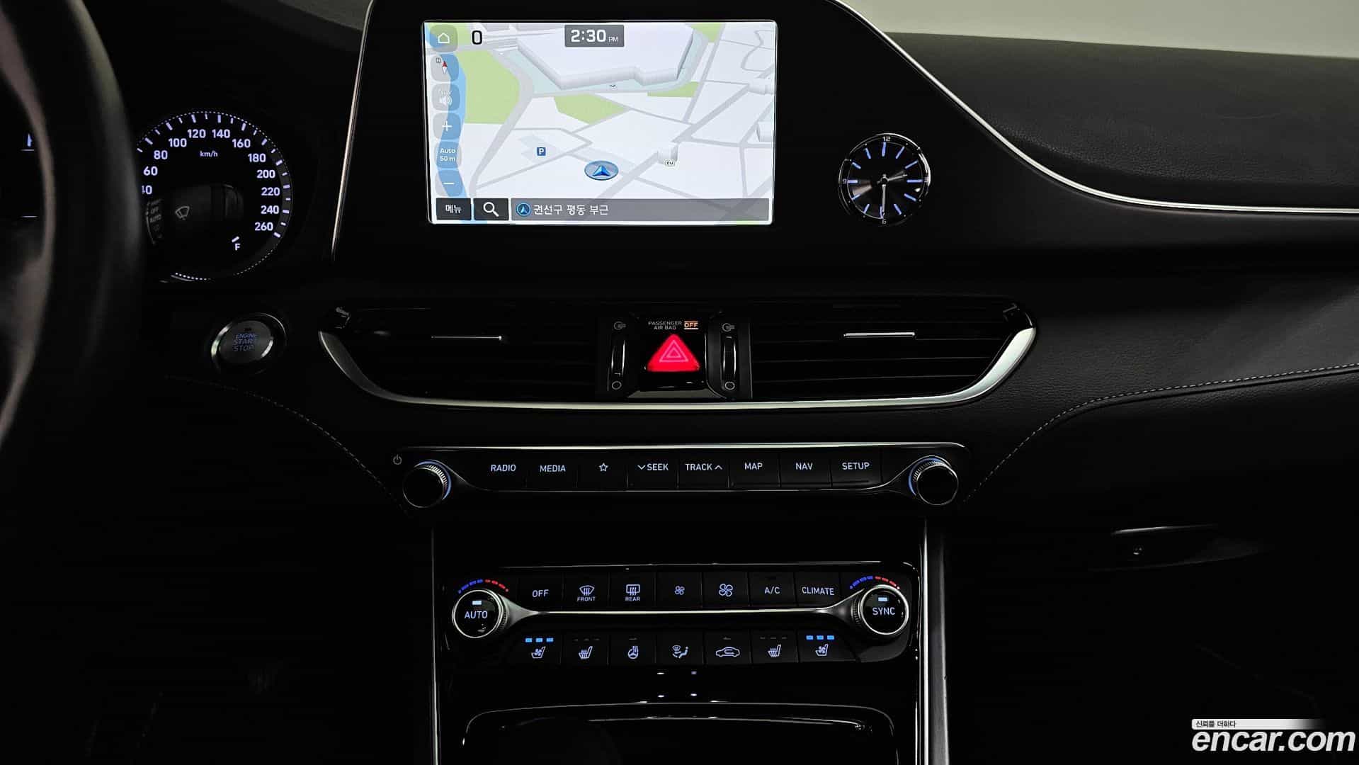 Grandeur Hyundai 2017.10-OPTION-018