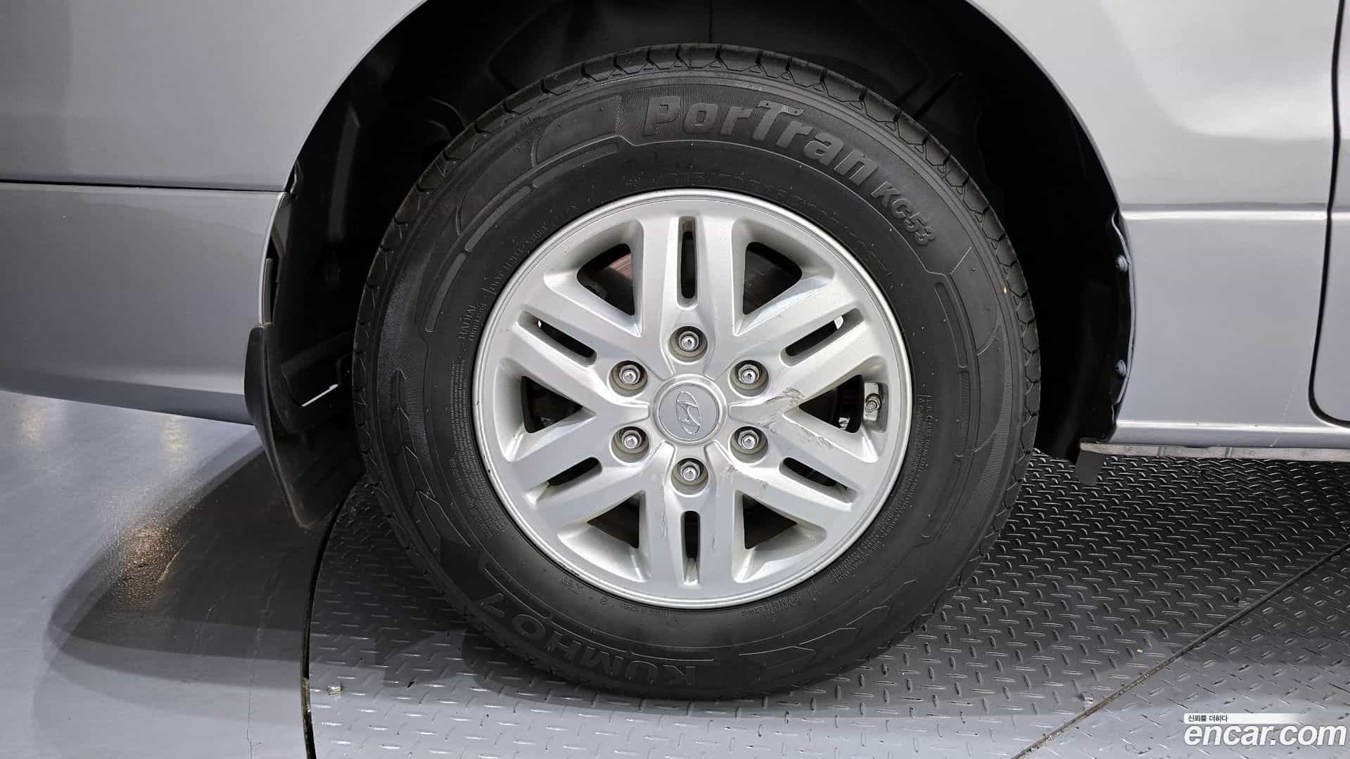 Starex Hyundai 2018.0-OUTER-005
