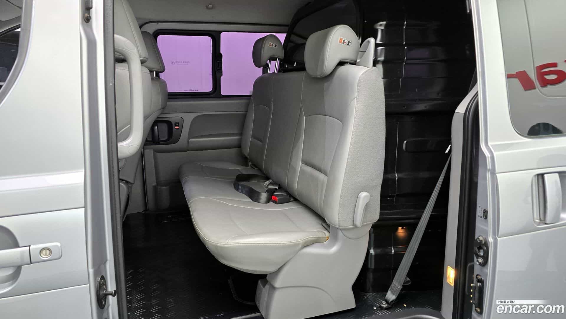 Starex Hyundai 2018.0-OPTION-016