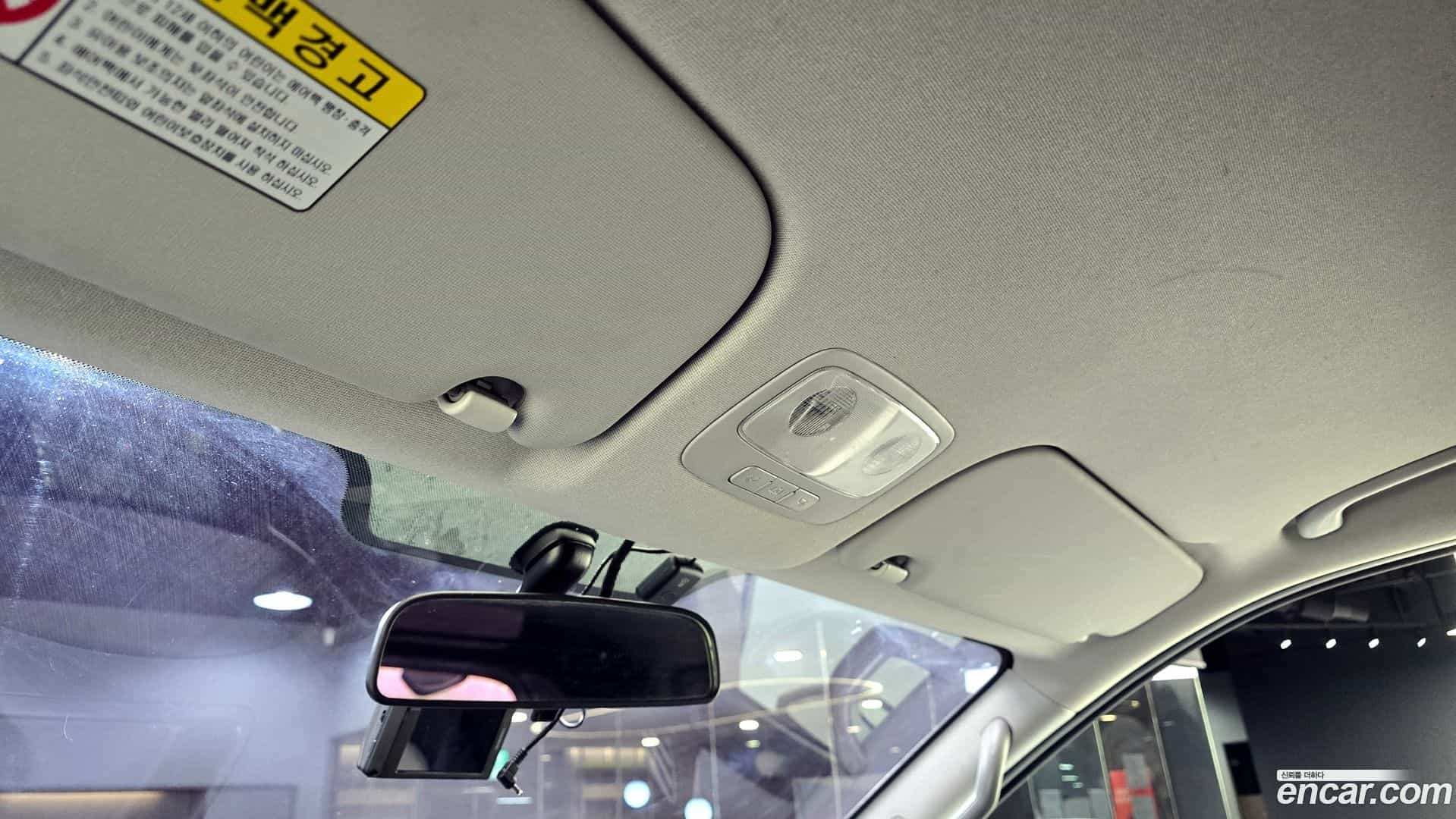 Starex Hyundai 2018.0-OPTION-023