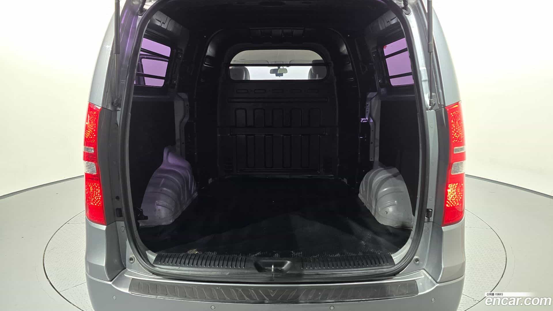Starex Hyundai 2018.0-OPTION-024