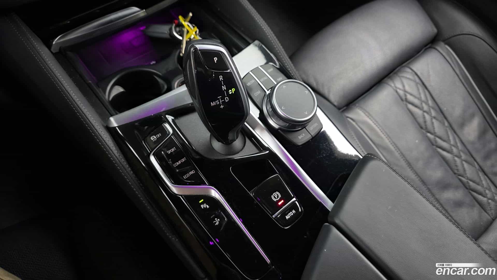 Gran Turismo BMW 2022.2-INNER-009