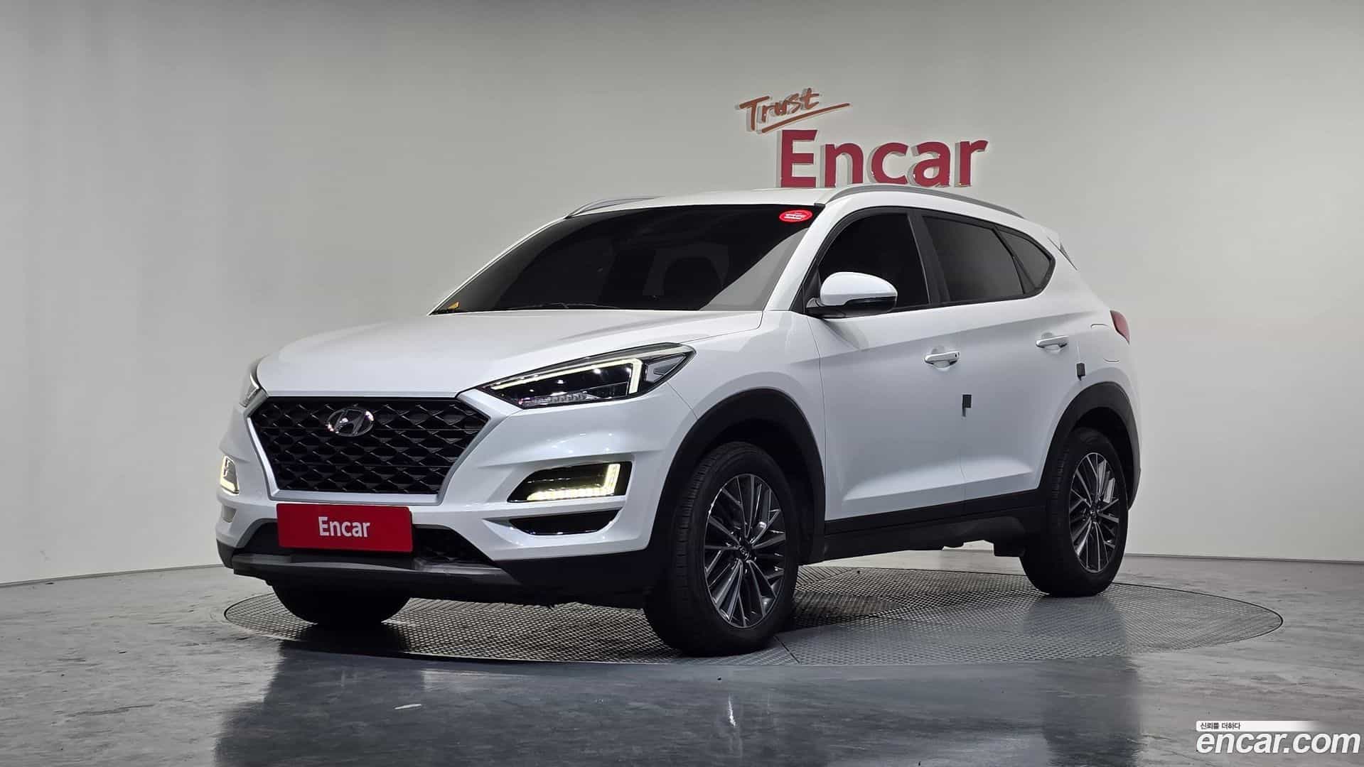 Tucson Hyundai 2018.10-OUTER-001