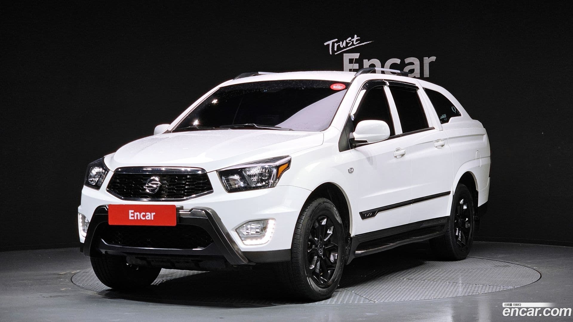 Main__Slider__Photo:KORANDO KG Mobility 2017.10-0