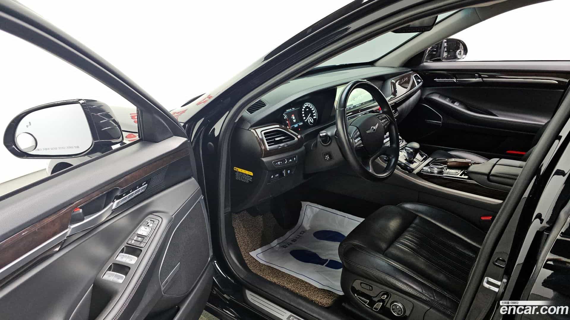 EQ900 Genesis 2016.2-INNER-010