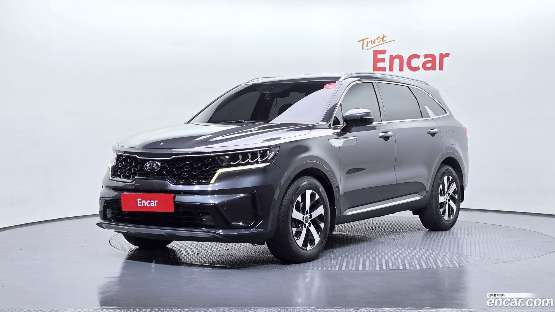 Main__Slider__Photo:Sorento Kia 2020.10-0