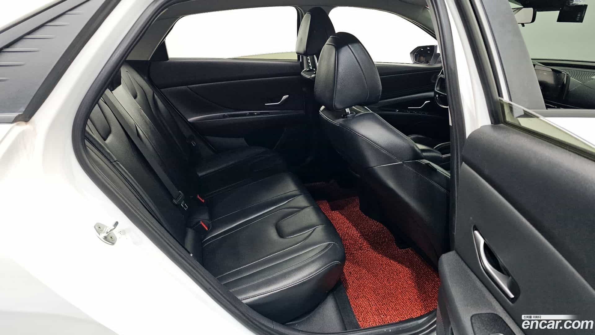 AVANTE Hyundai 2020.5-OPTION-017