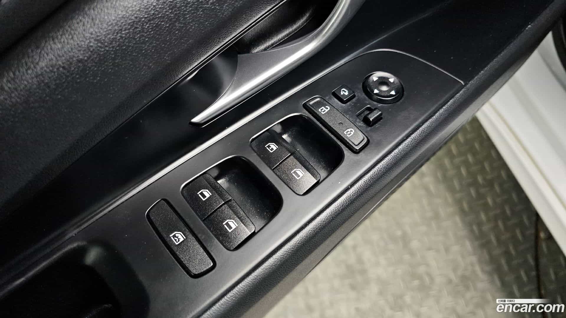 AVANTE Hyundai 2020.5-OPTION-018