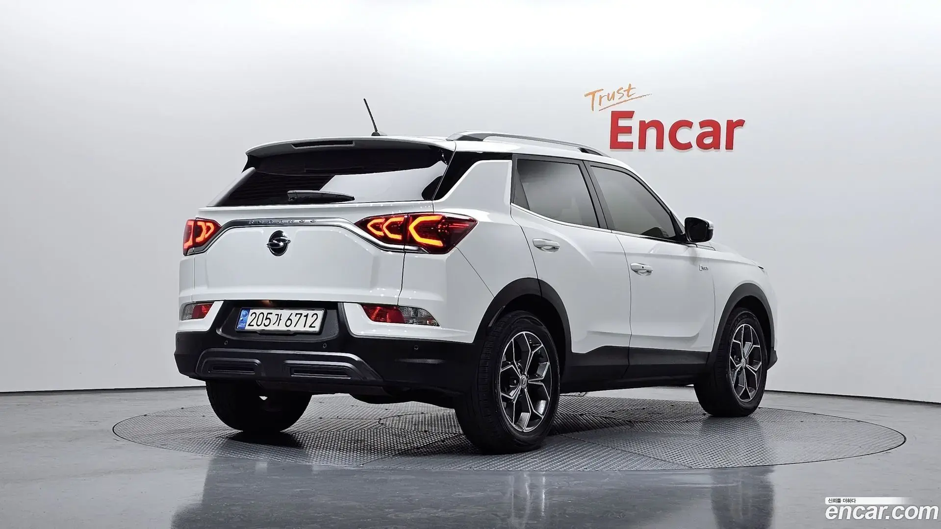 Main__Slider__Photo:KORANDO KG Mobility 2021.5-1