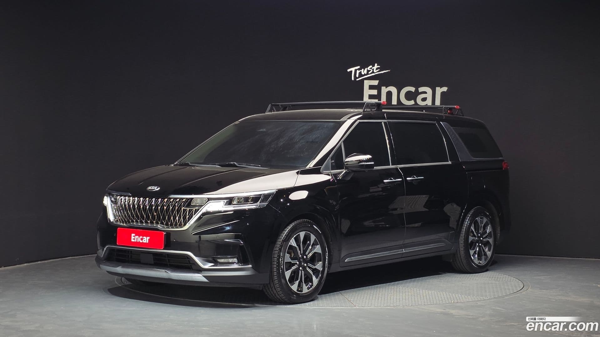 Main__Slider__Photo:Canival Kia 2021.2-0