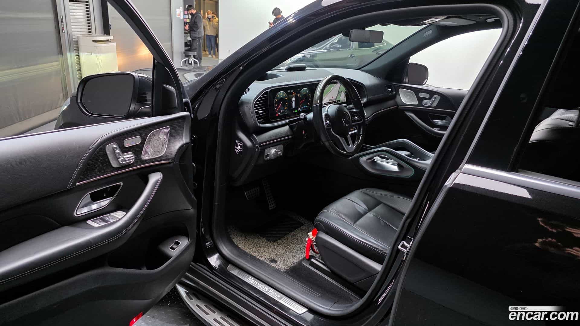 GLS-Class Mercedes-Benz 2021.4-INNER-010