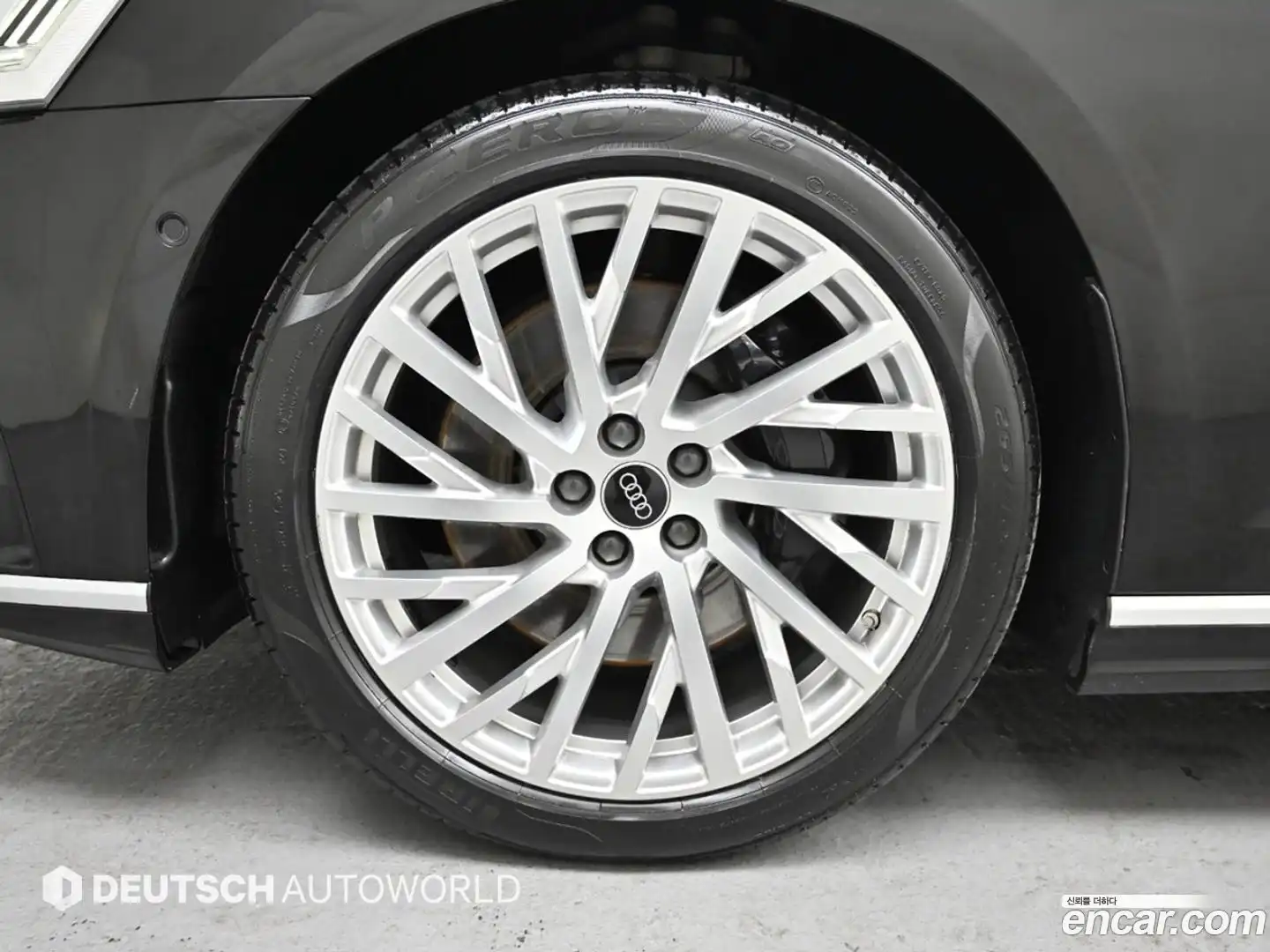 A8 Audi 2021.11-OUTER-005