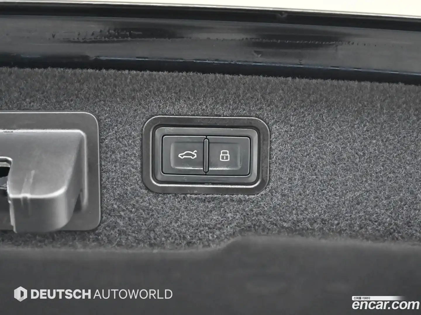 A8 Audi 2021.11-OPTION-024
