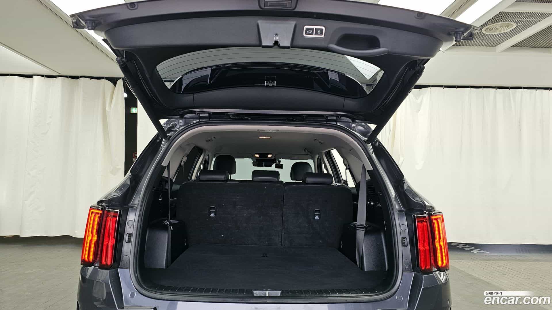 Sorento Kia 2020.5-OPTION-024