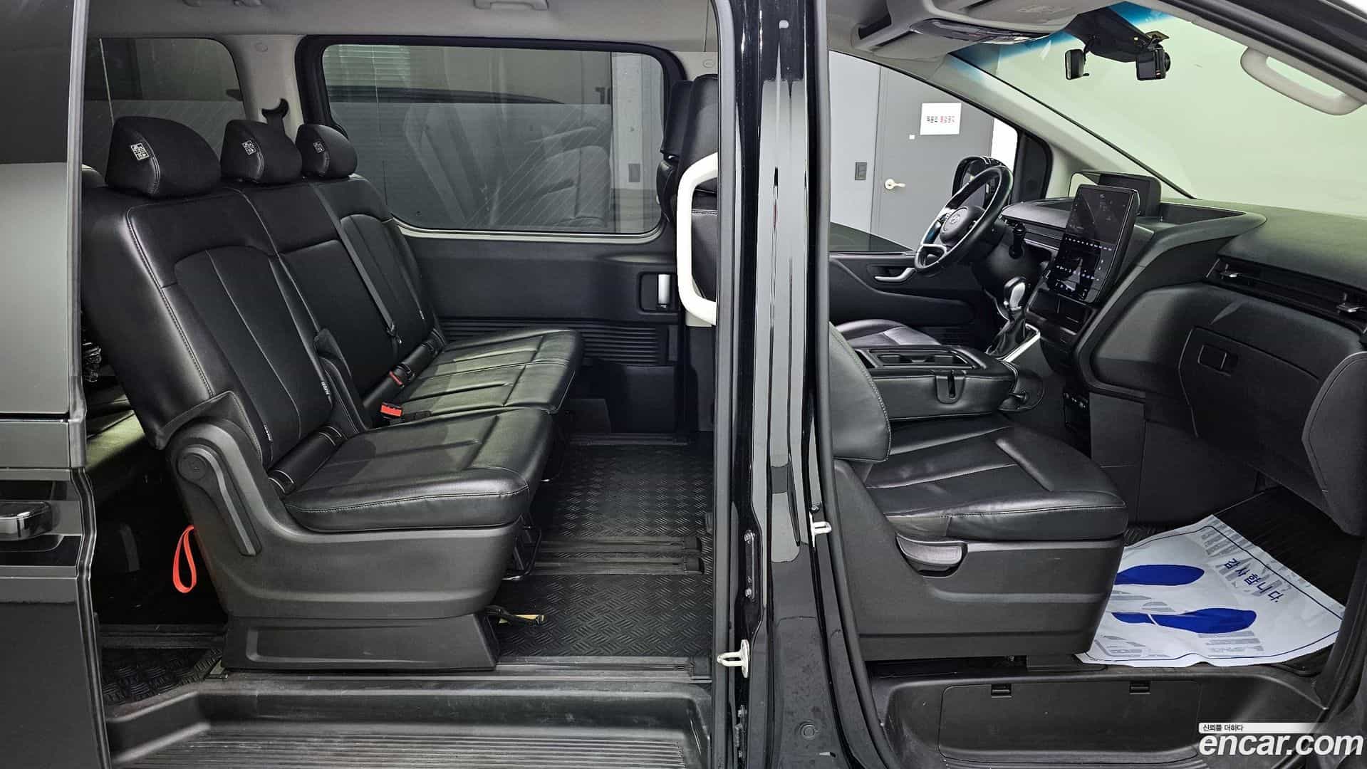 Staria Hyundai 2022.9-OPTION-015