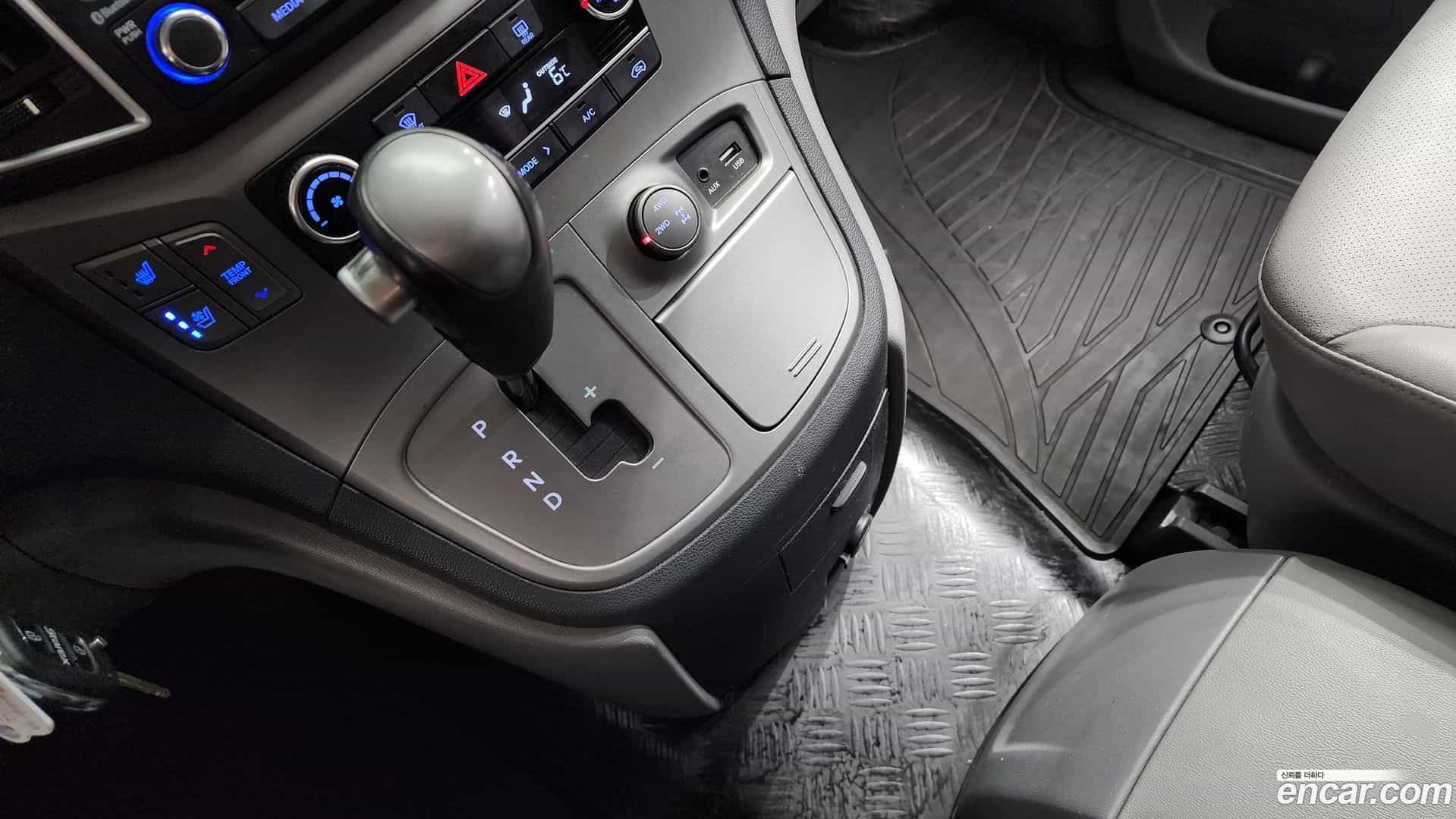 Starex Hyundai 2020.11-INNER-009