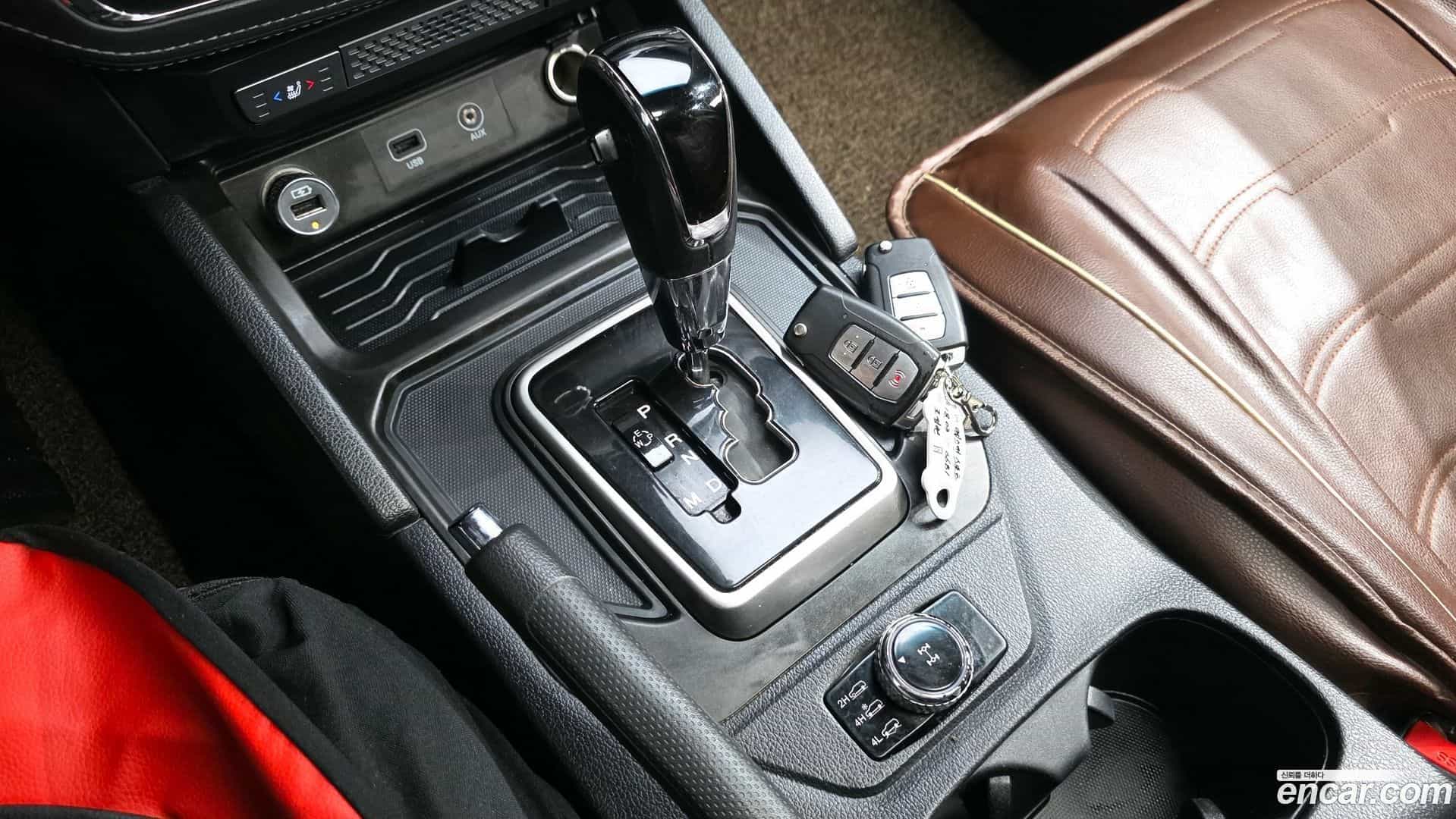 Rexton KG Mobility 2018.2-INNER-009
