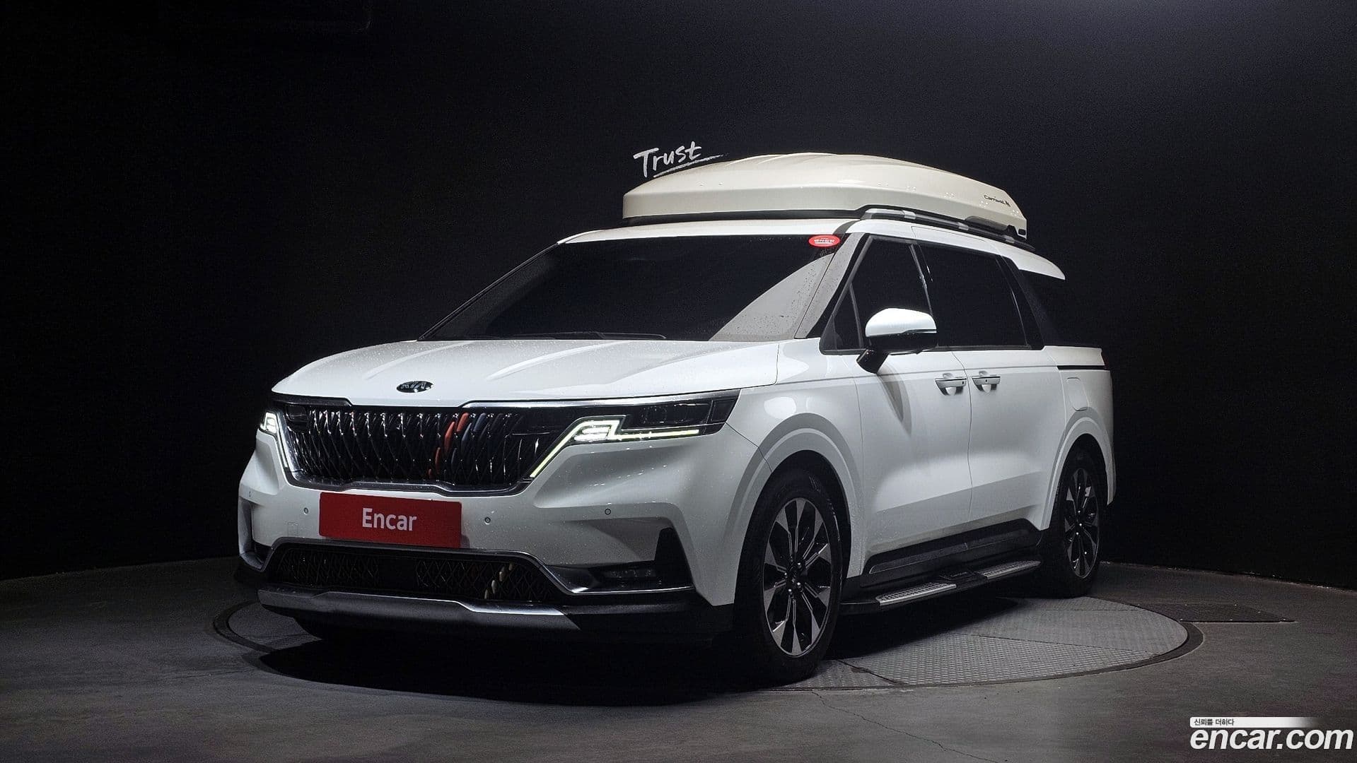Main__Slider__Photo:Canival Kia 2021.3-0