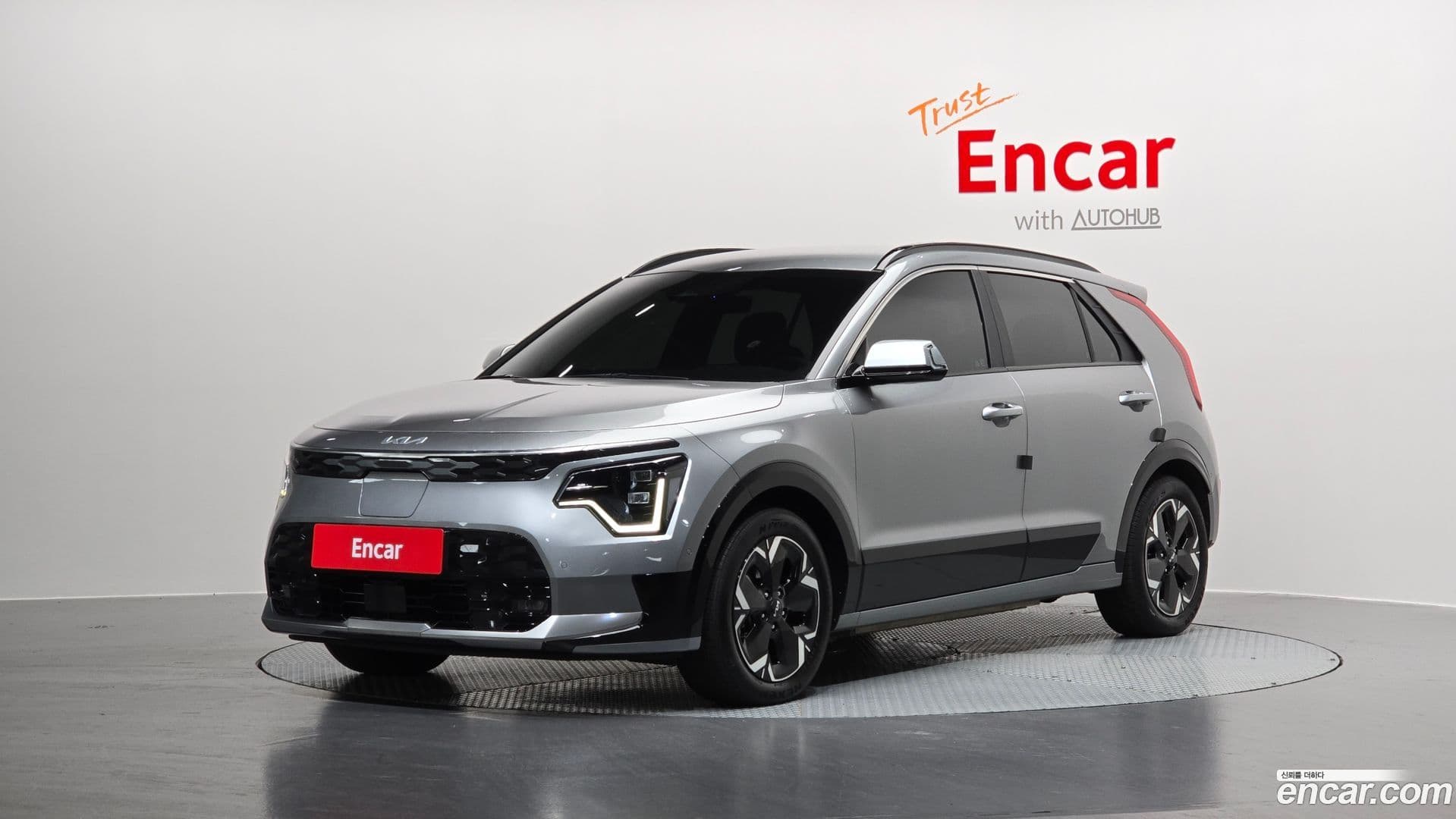 Main__Slider__Photo:Niro Kia 2023.10-0
