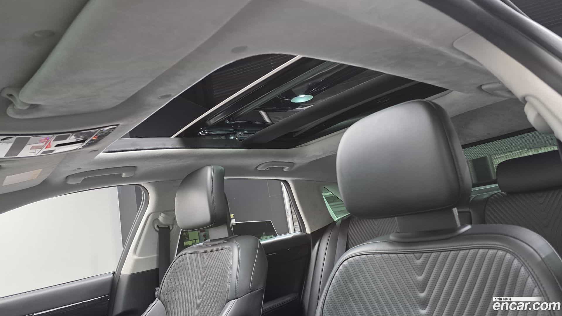 Grandeur Hyundai 2022.11-OPTION-023