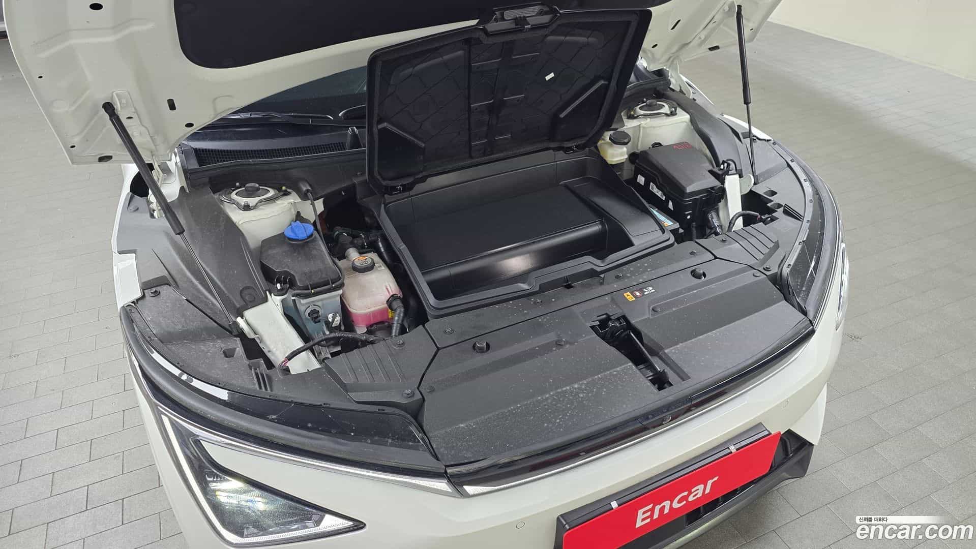 EV6 Kia 2025.1-INNER-006