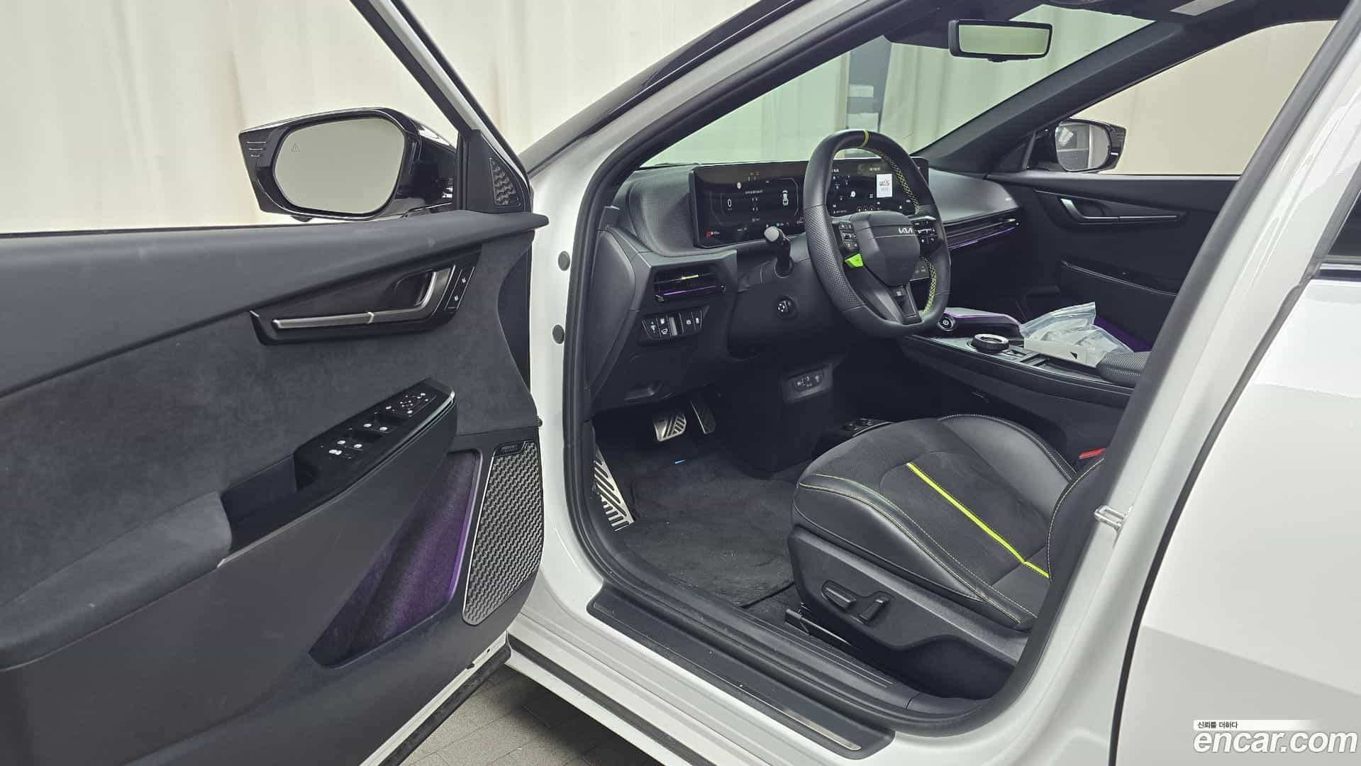 EV6 Kia 2025.1-INNER-010