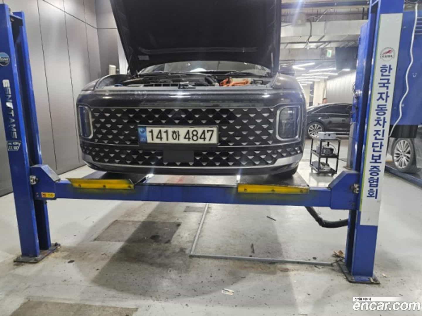 Grandeur Hyundai 2023.0-OUTER-001