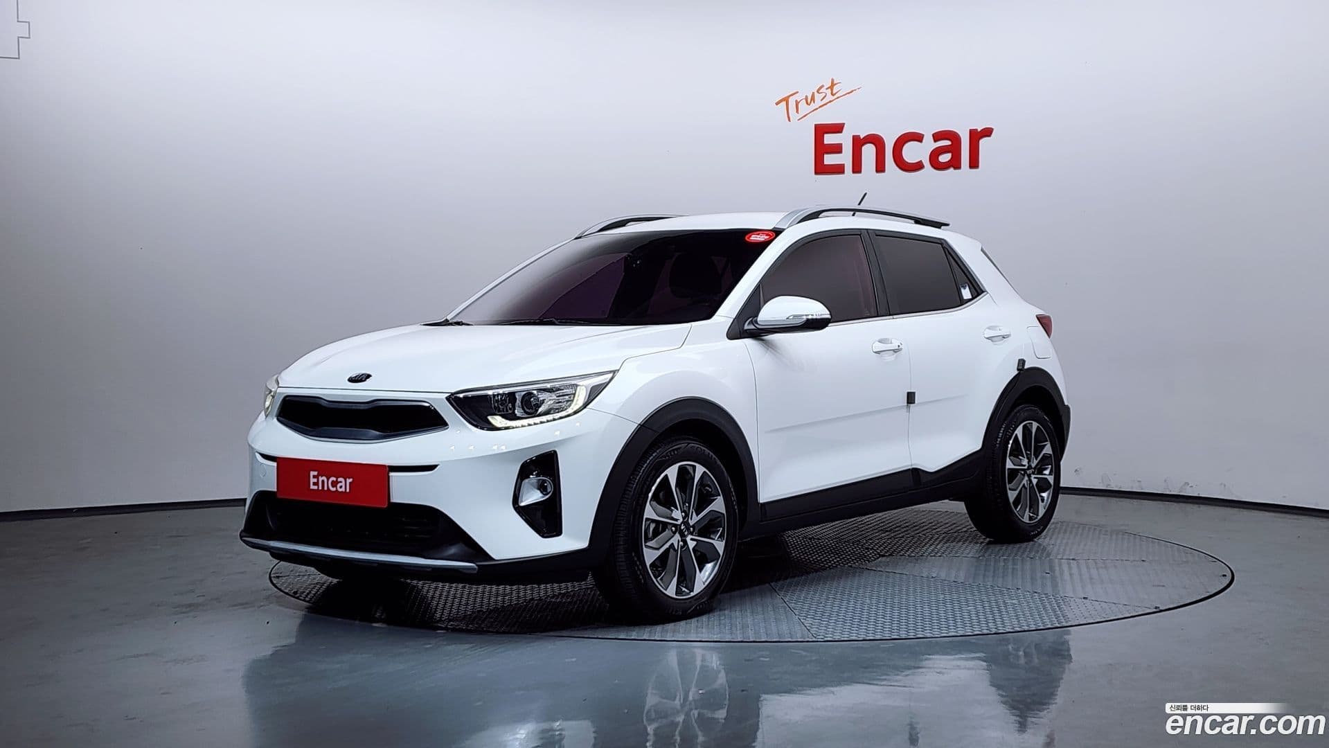 Main__Slider__Photo:Stonic Kia 2018.3-0