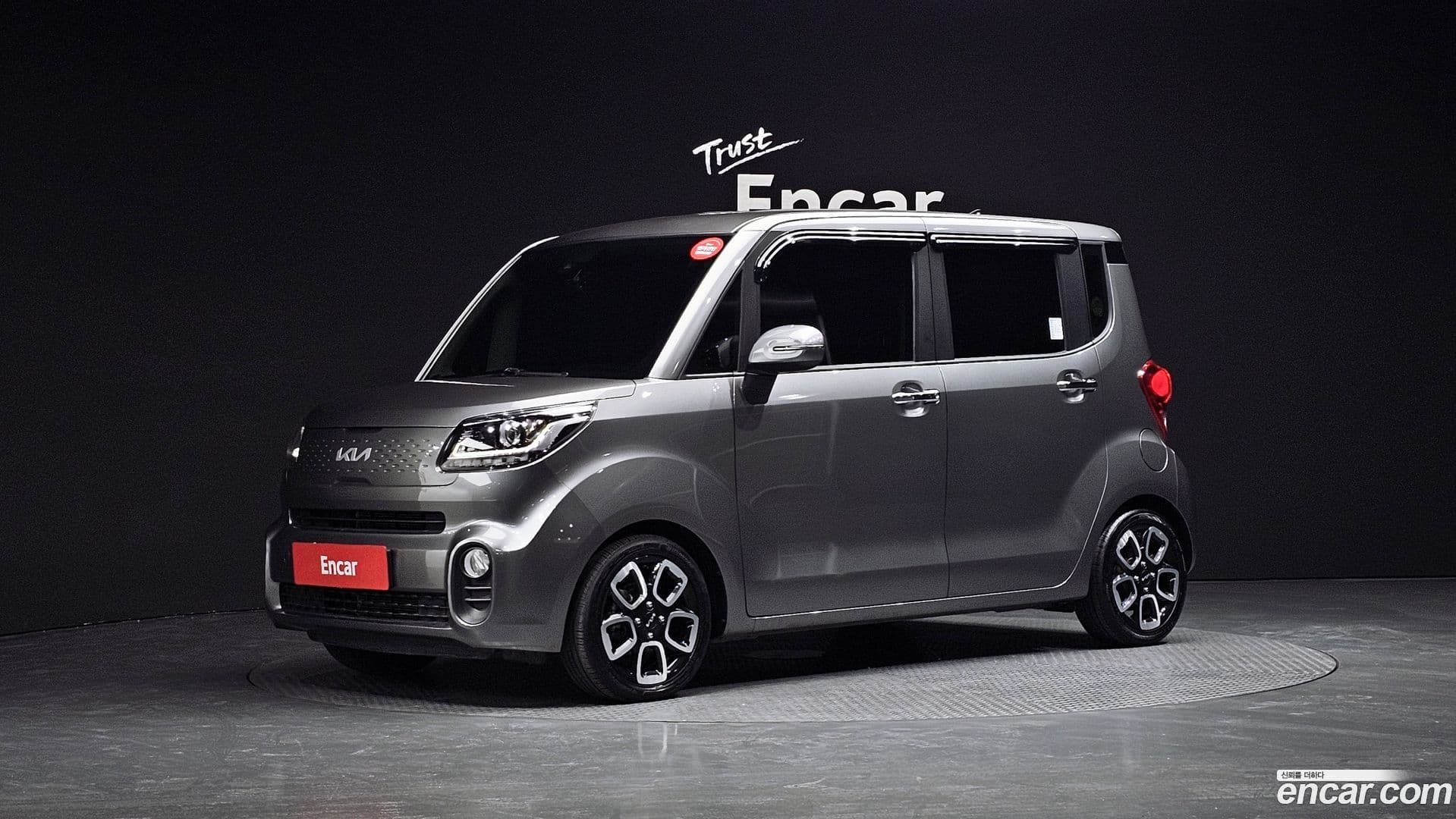 Main__Slider__Photo:RAY Kia 2022.3-0
