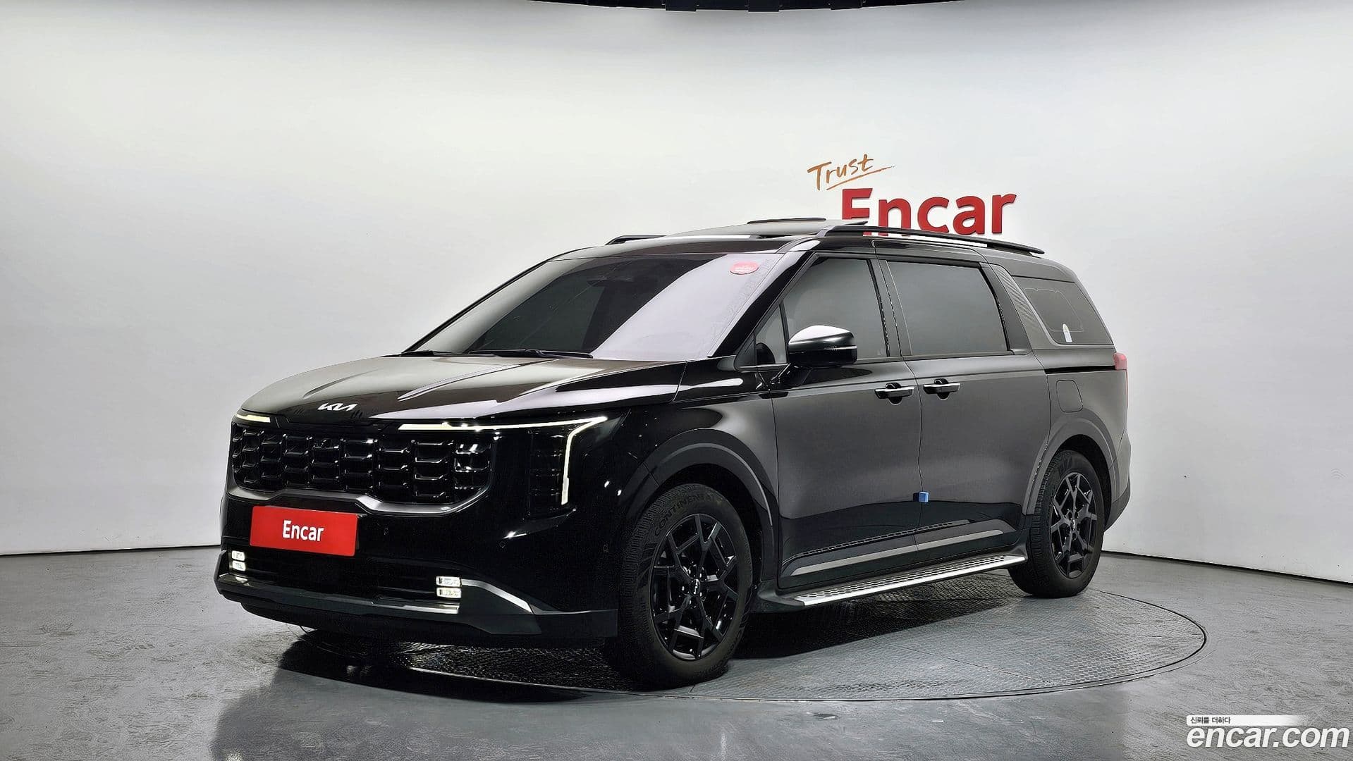 Main__Slider__Photo:Canival Kia 2024.0-0