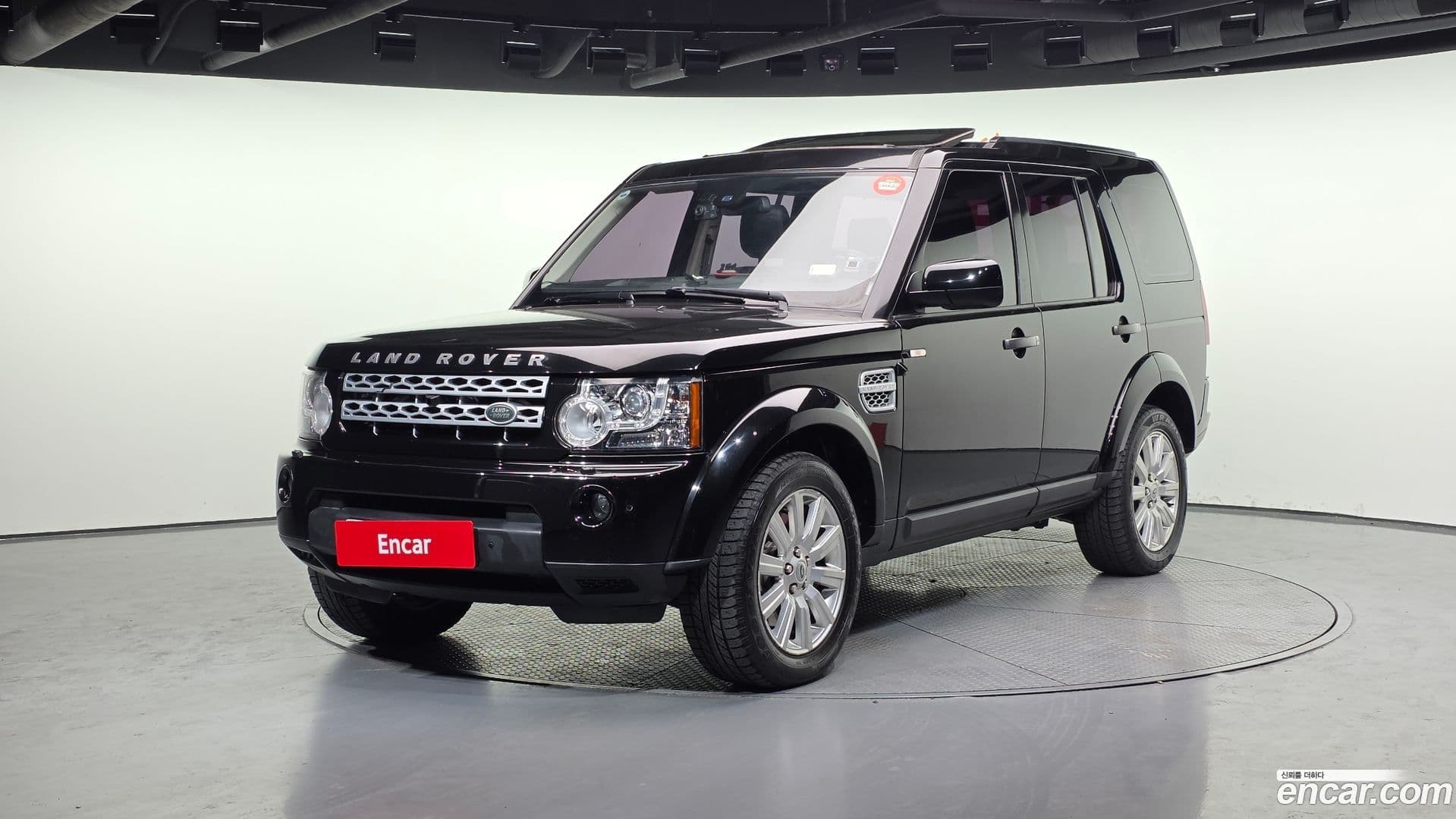 Main__Slider__Photo:Discovery Land Rover 2013.2-0